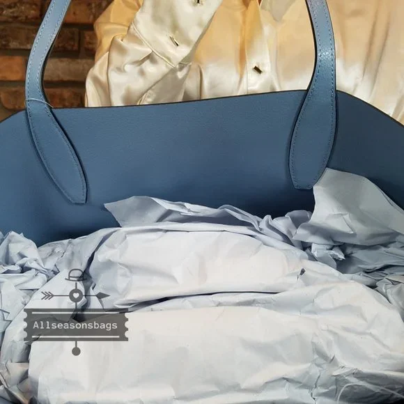 KATE SPADE ARCTIC FRIENDS PENGUIN LARGE REVERSIBLE TOTE W/WRISLET K4745 NWT $35 - Picture 2 of 9